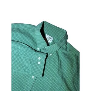 L.L.Bean Mens Large Green Button Down Long Sleeve Shirt Traditional Fit Casual